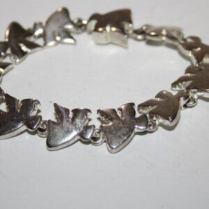 Beautiful silver Angel bracelet 7.75" Magnetic clasp